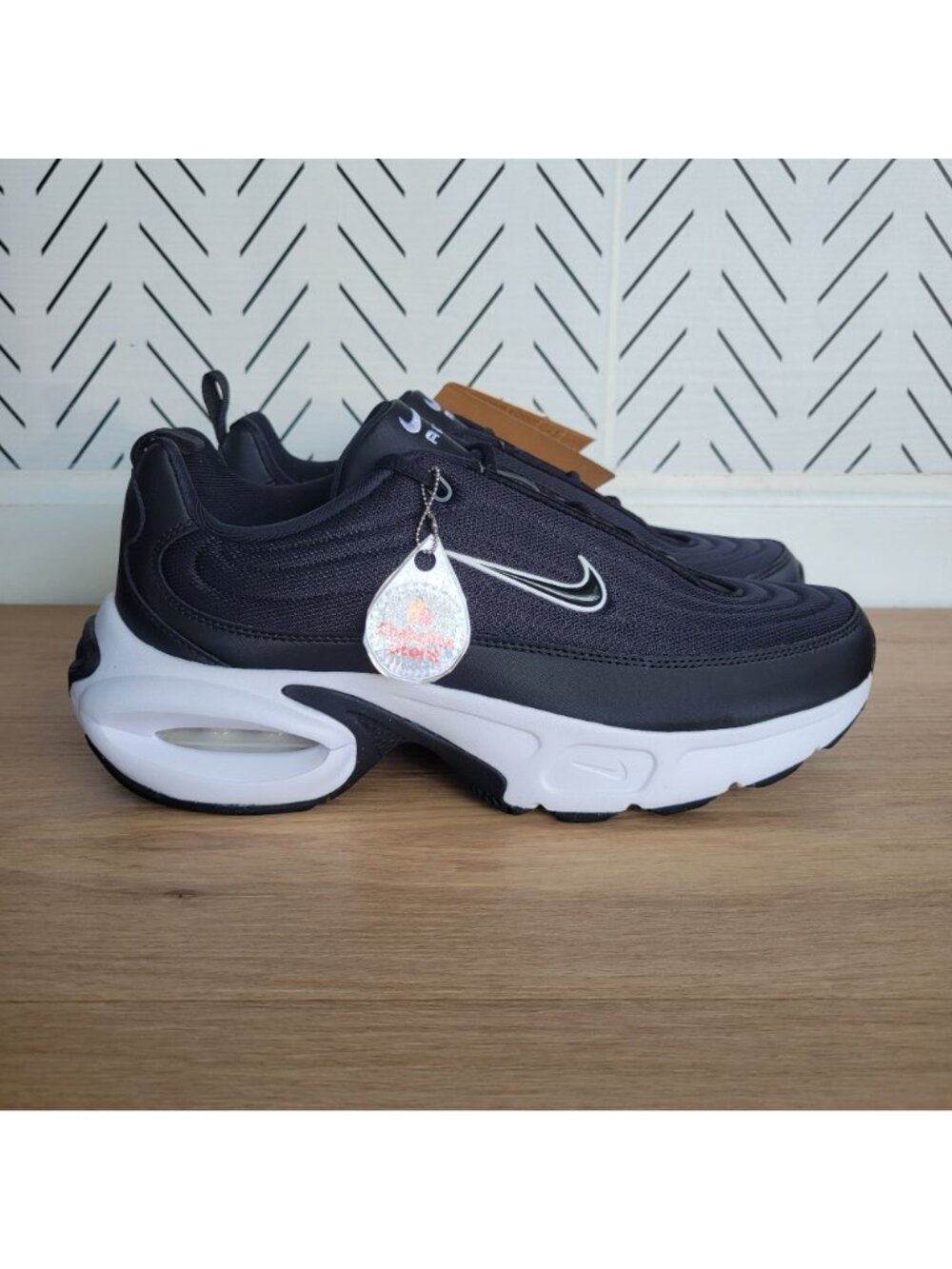 ✨Nike Air Max Portal Sz 10 Women Shoes Athletic Sneakers Black White HF3053-001 - Picture 2 of 11